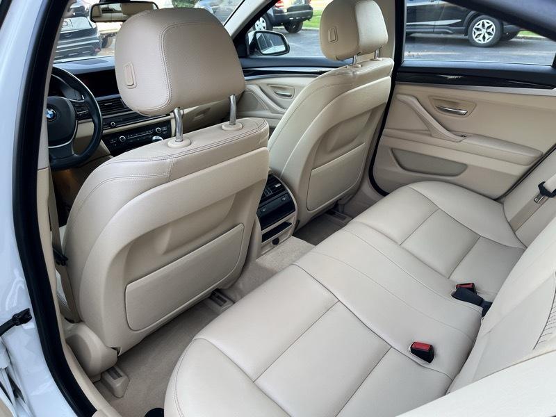 BMW 5-Series 535i xDrive 2015