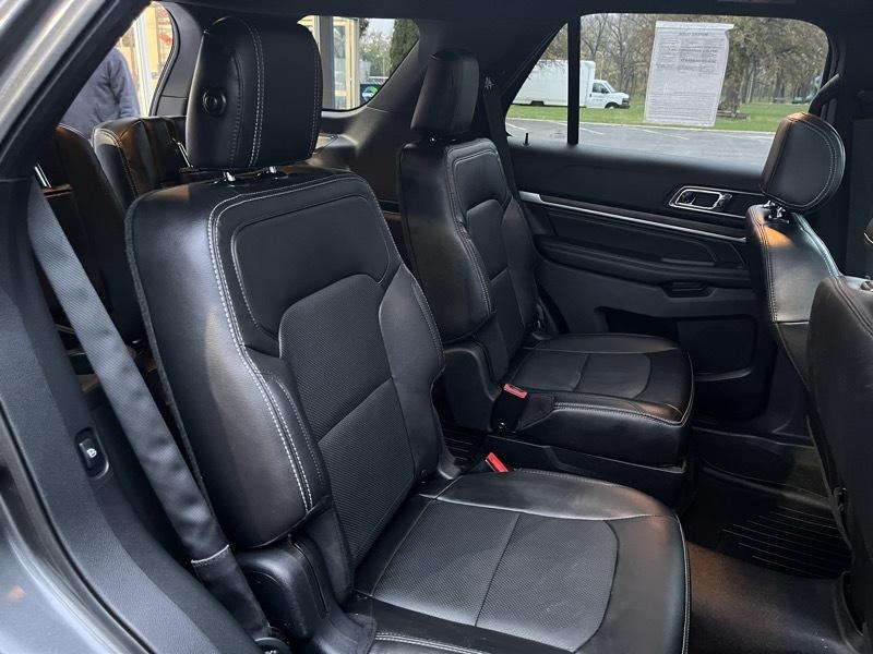 Ford Explorer Limited 4WD 2017