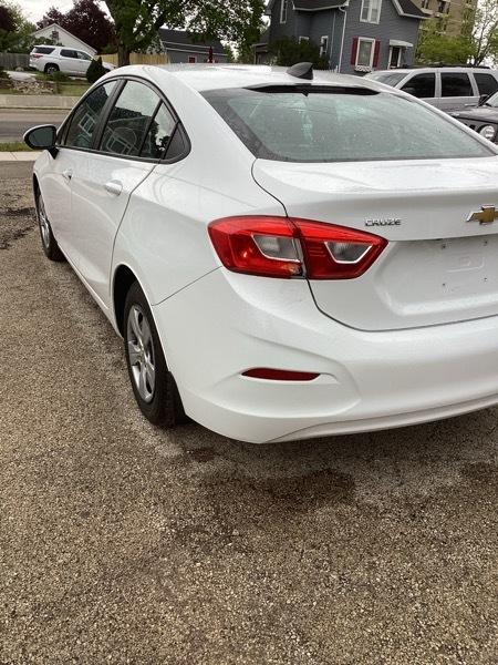 Chevrolet Cruze LS Auto 2016