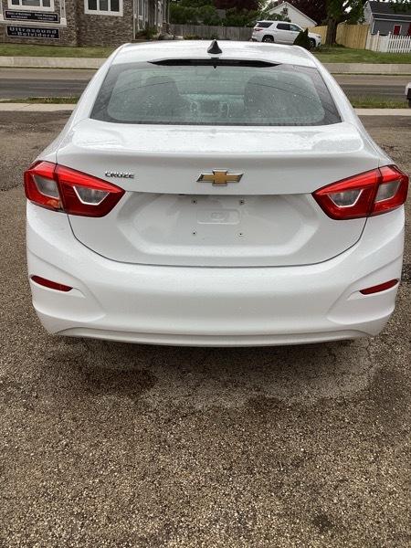 Chevrolet Cruze LS Auto 2016
