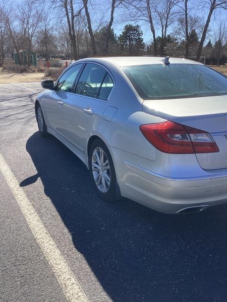 Hyundai Genesis 3.8L 2013