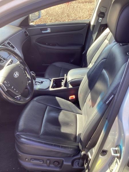 Hyundai Genesis 3.8L 2013