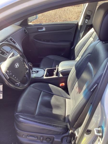 Hyundai Genesis 3.8L 2013