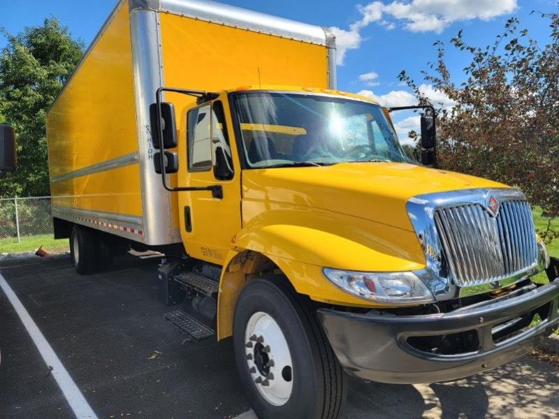 2018 International DuraStar 4300 