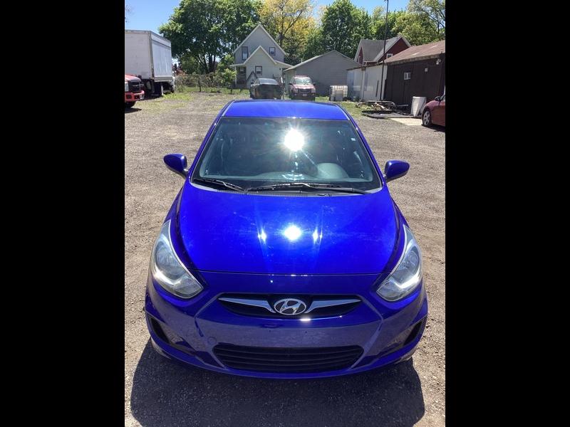 2013 Hyundai Accent GLS 4-Door