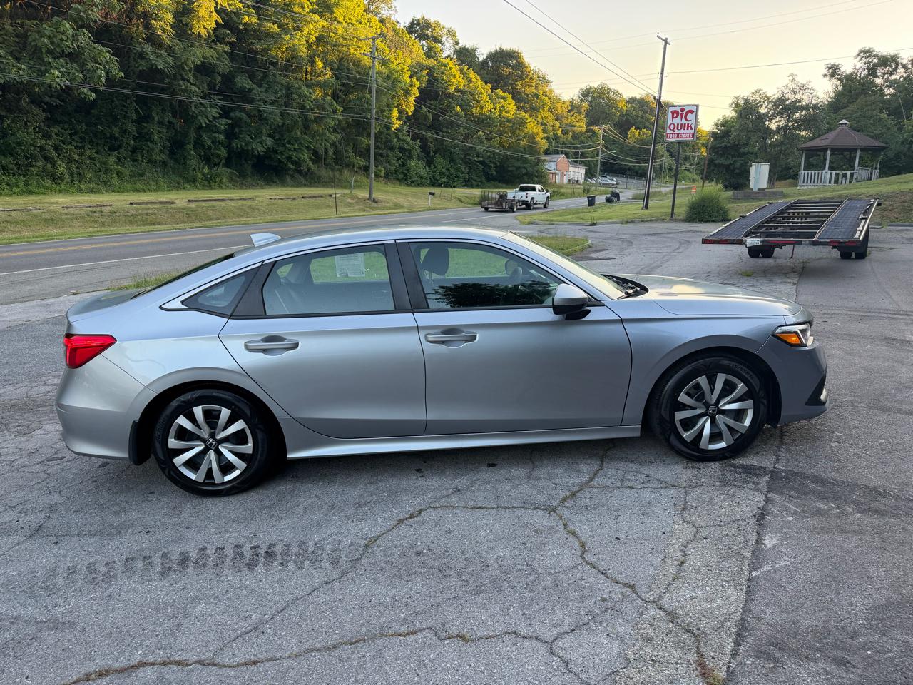 Honda Civic Sdn 4dr Auto EX 2024