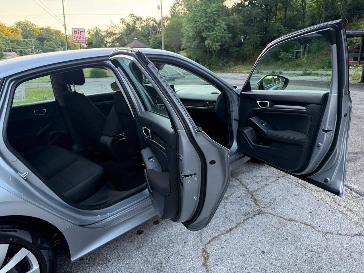 Honda Civic Sdn 4dr Auto EX 2024