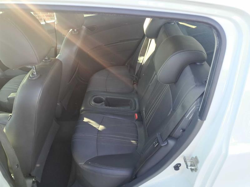 Chevrolet Spark 1LT CVT 2015