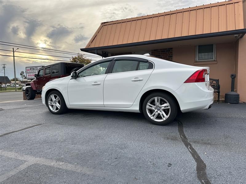 Volvo S60 2.5 Platinum 4WD 2015