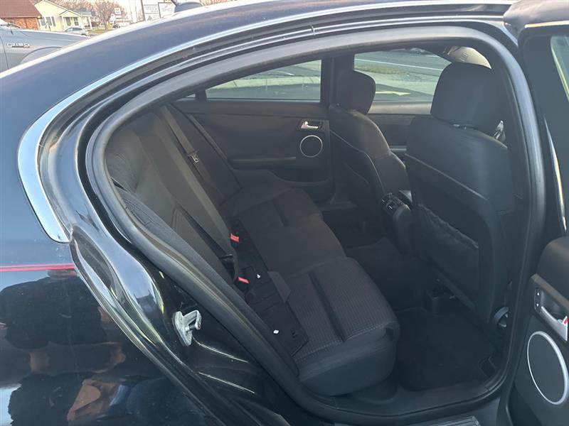 Pontiac G8 Base 2008