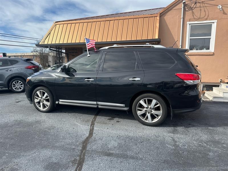Nissan Pathfinder S 2WD 2015