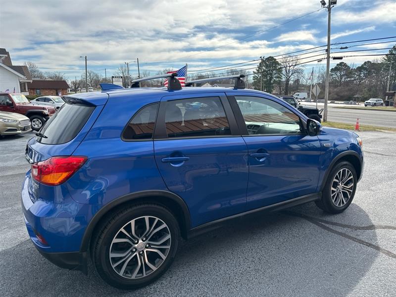 Mitsubishi Outlander Sport 2.0 ES 4WD CVT 2019