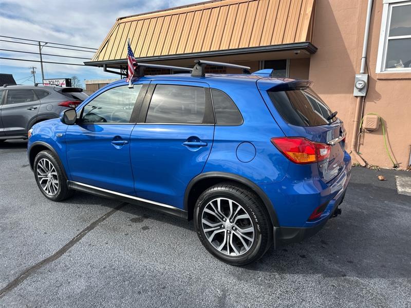 Mitsubishi Outlander Sport 2.0 ES 4WD CVT 2019