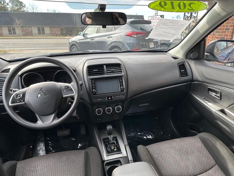 Mitsubishi Outlander Sport 2.0 ES 4WD CVT 2019