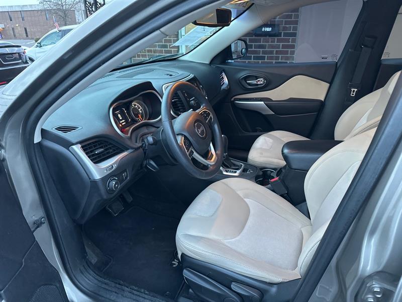 Jeep Cherokee Latitude FWD 2018