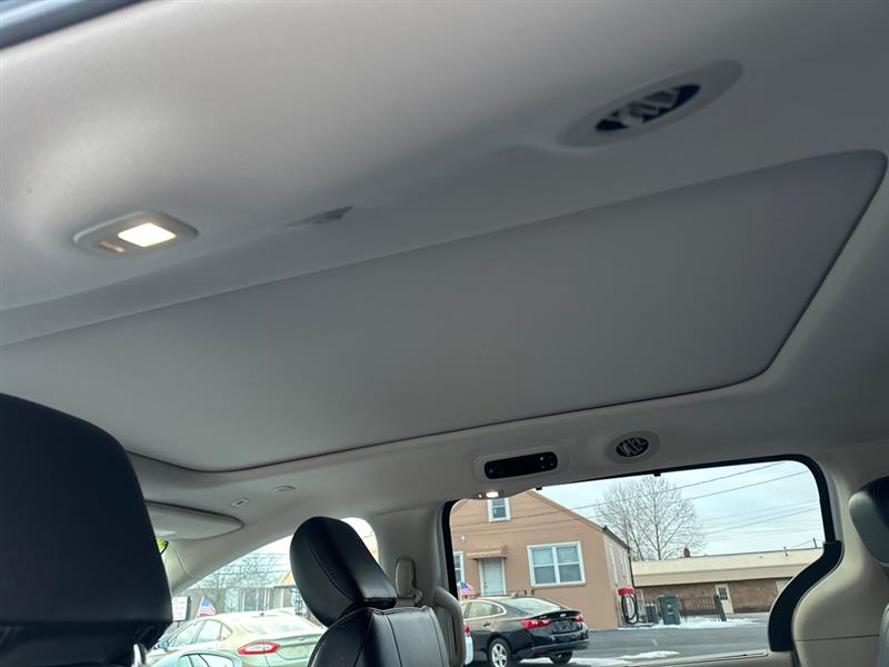 Chrysler Pacifica Limited 2018