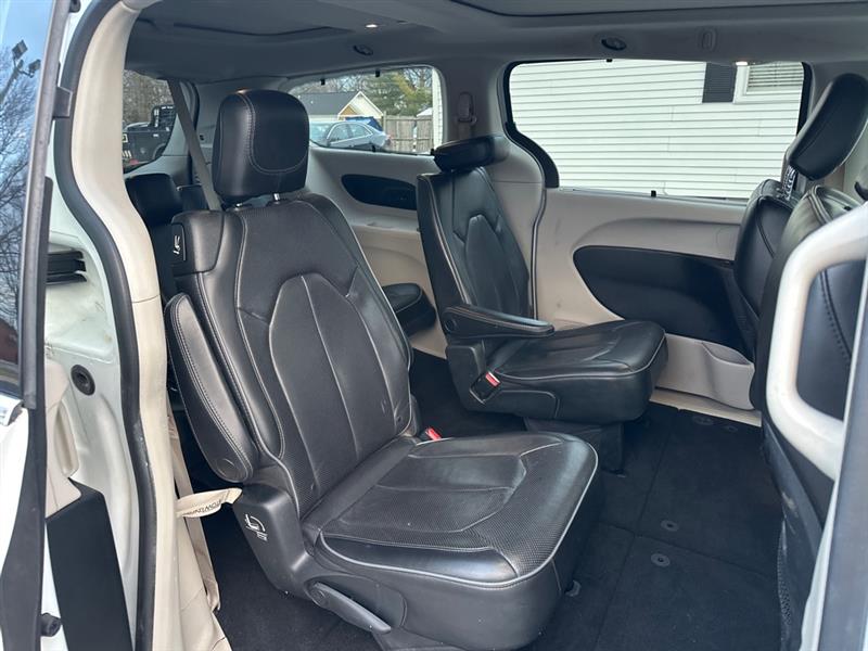 Chrysler Pacifica Limited 2018