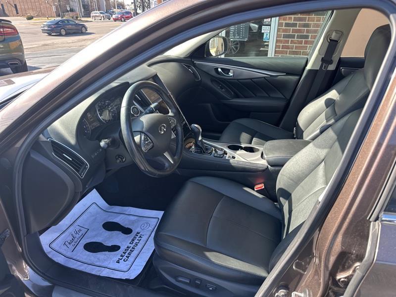 Infiniti Q50 3.0t Premium AWD 2016