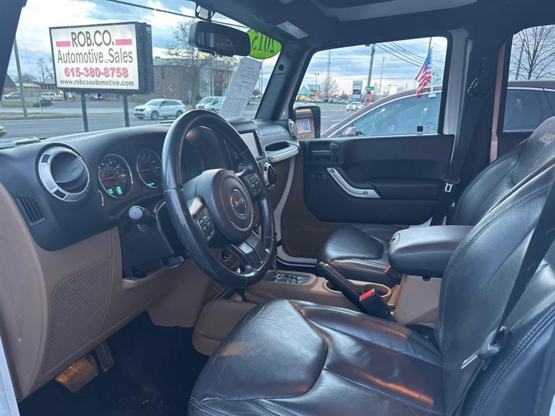 Jeep Wrangler Unlimited Sahara 4WD 2015