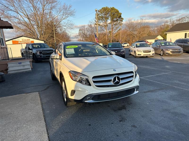 Mercedes-Benz GLA-Class GLA250 2015