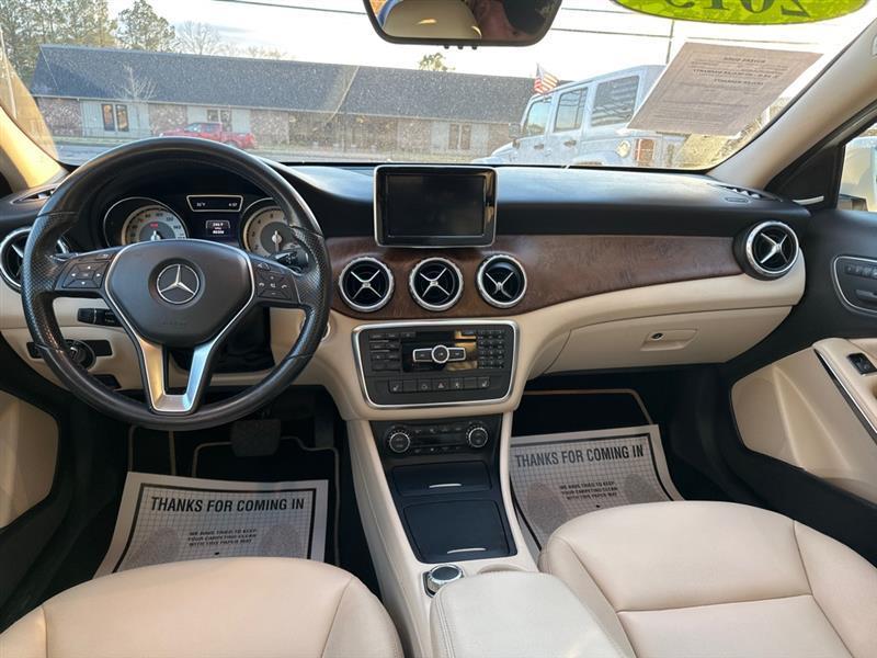 Mercedes-Benz GLA-Class GLA250 2015