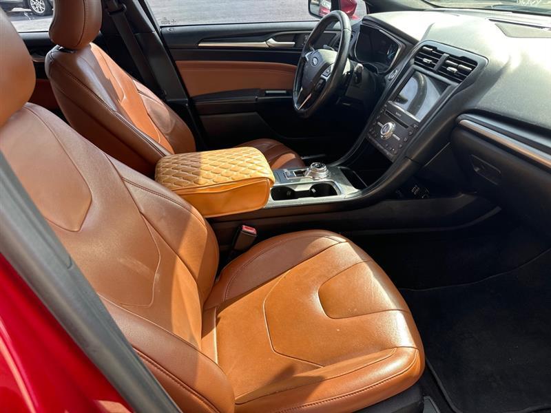 Ford Fusion Titanium AWD 2019