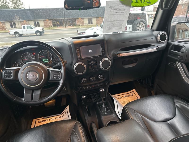 Jeep Wrangler Unlimited Sahara 4WD 2015