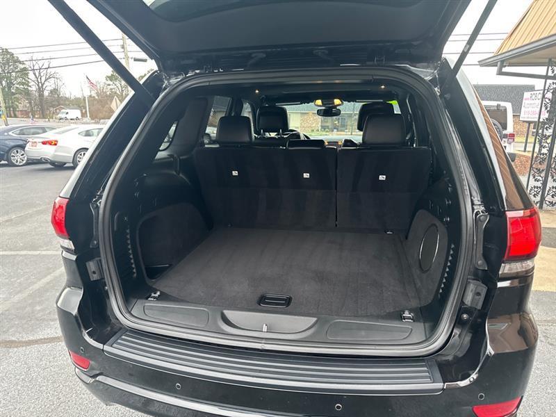 Jeep Grand Cherokee Laredo 2WD 2019