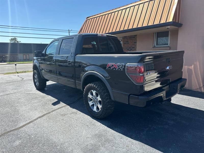 Ford F-150 XL SuperCrew 5.5-ft. Bed 4WD 2014
