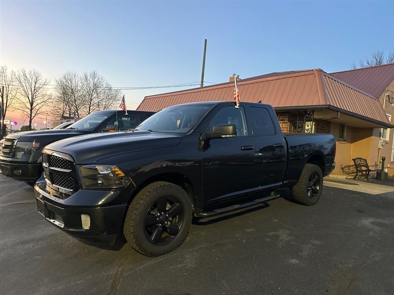 RAM 1500 SLT Quad Cab 4WD 2018