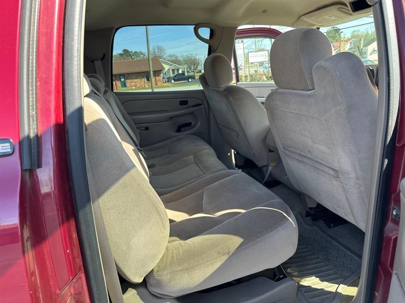 GMC Sierra 2500HD Crew Cab Short Bed 4WD 2004