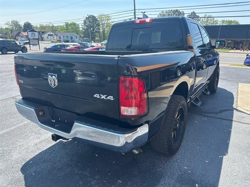 RAM 1500 SLT Crew Cab SWB 4WD 2013