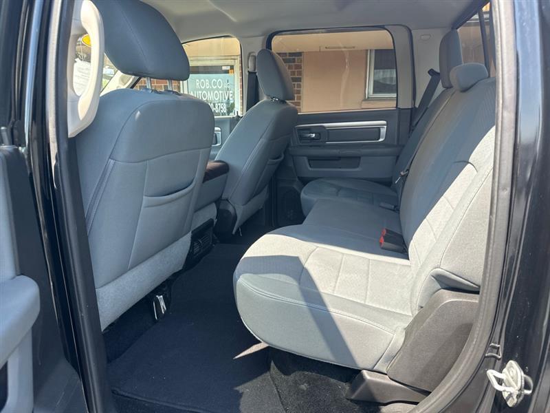 RAM 1500 SLT Crew Cab SWB 4WD 2013