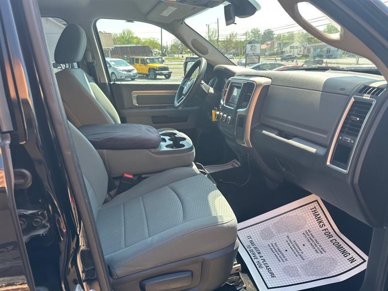 RAM 1500 SLT Crew Cab SWB 4WD 2013