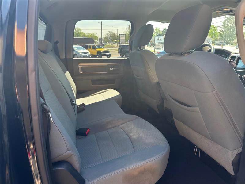 RAM 1500 SLT Crew Cab SWB 4WD 2013