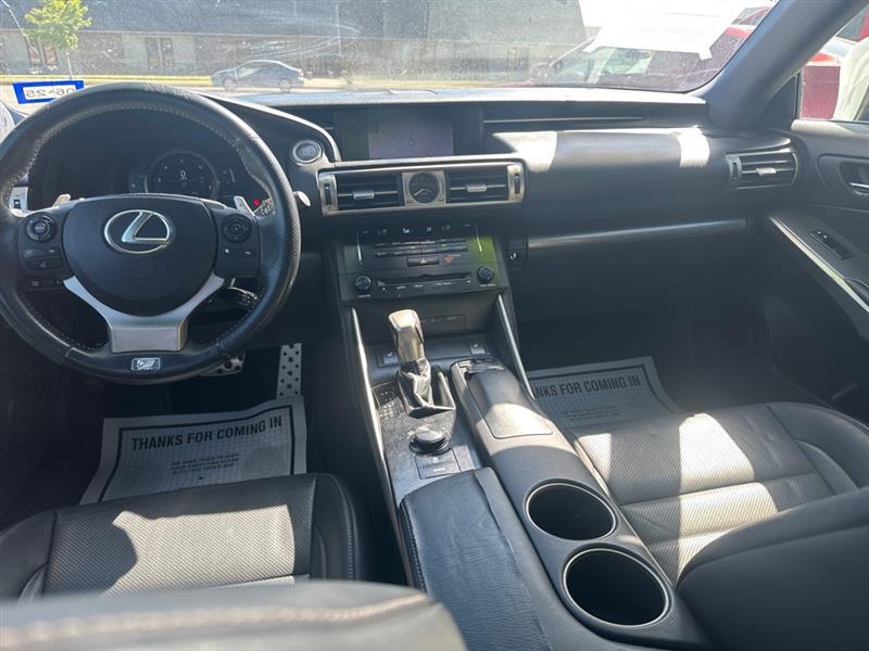 Lexus IS  2014