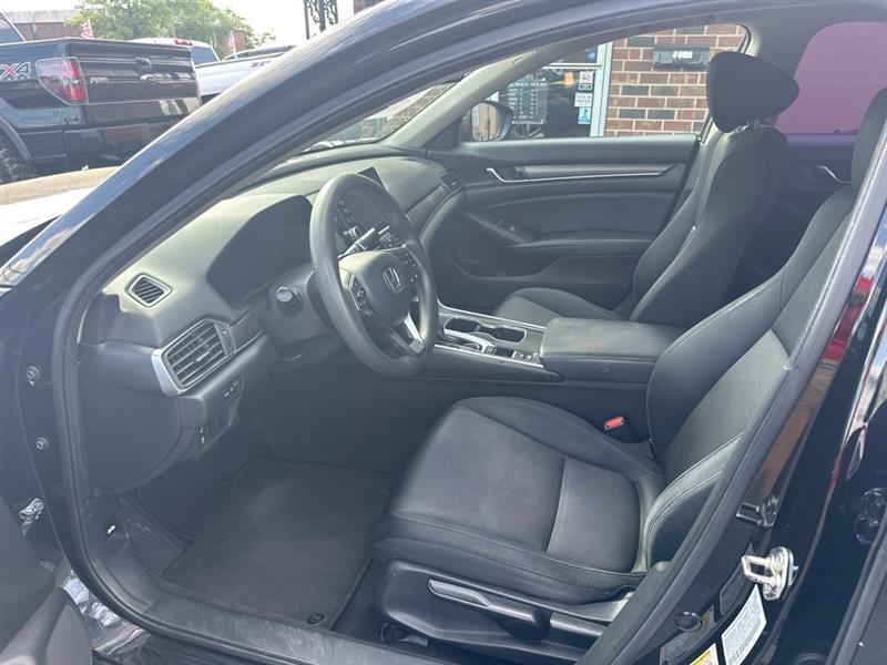 Honda Accord LX CVT 2018