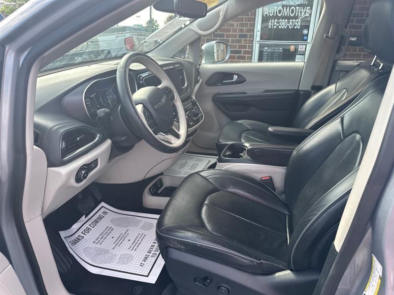 Chrysler Pacifica Limited 2020