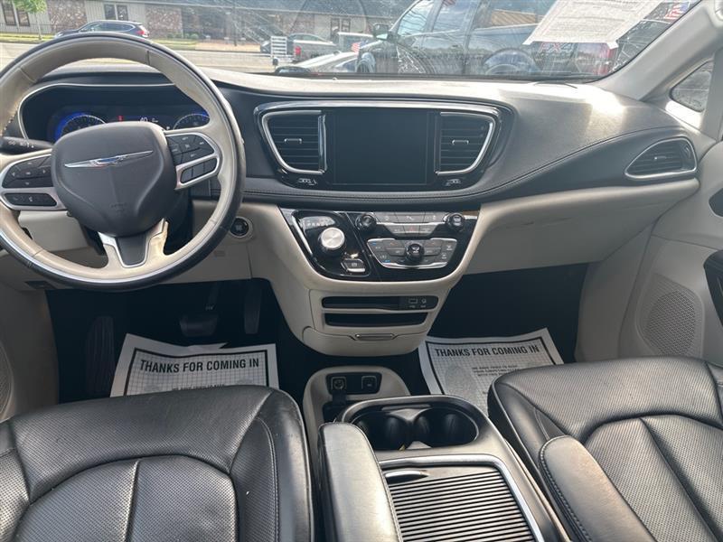 Chrysler Pacifica Limited 2020