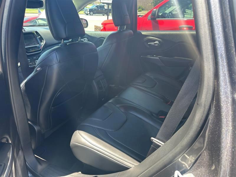 Jeep Cherokee  2019