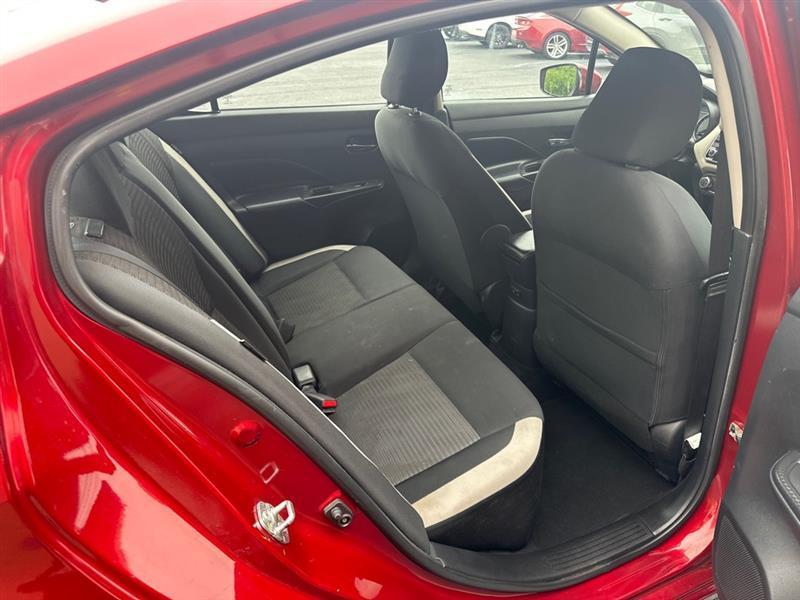 Nissan Versa  2020