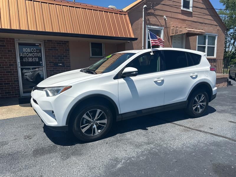 Toyota RAV4  2018
