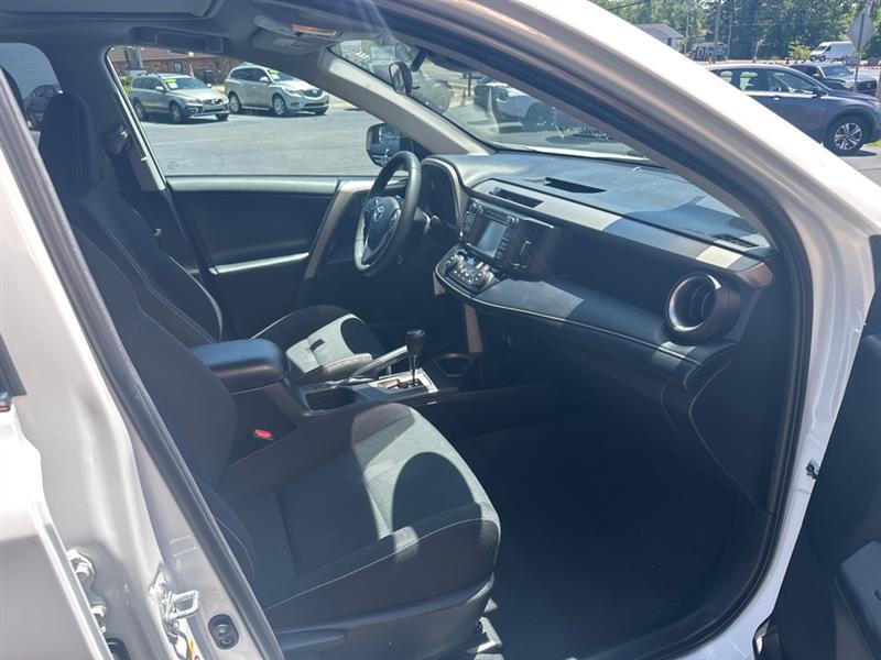 Toyota RAV4  2018