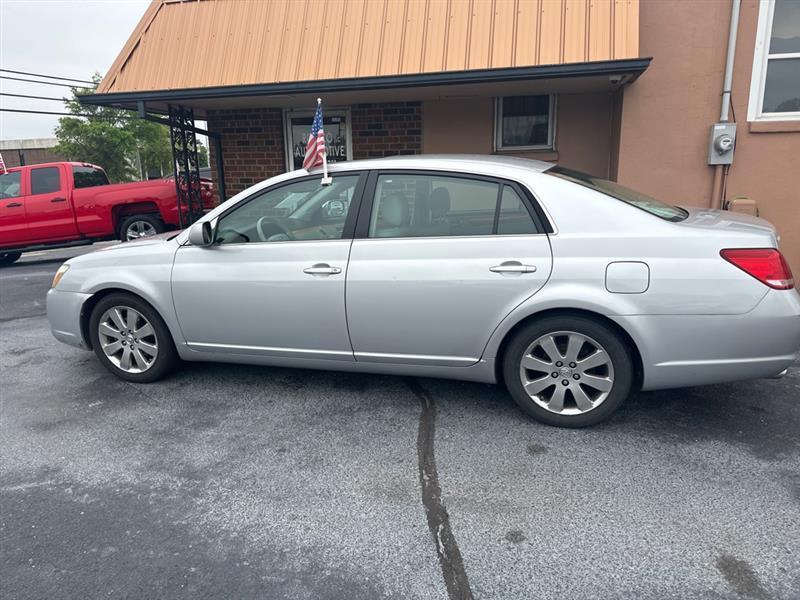 Toyota Avalon  2007