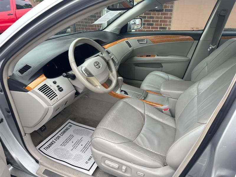 Toyota Avalon  2007