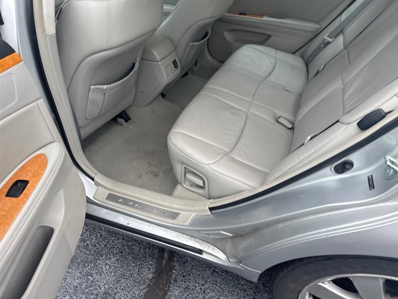 Toyota Avalon  2007
