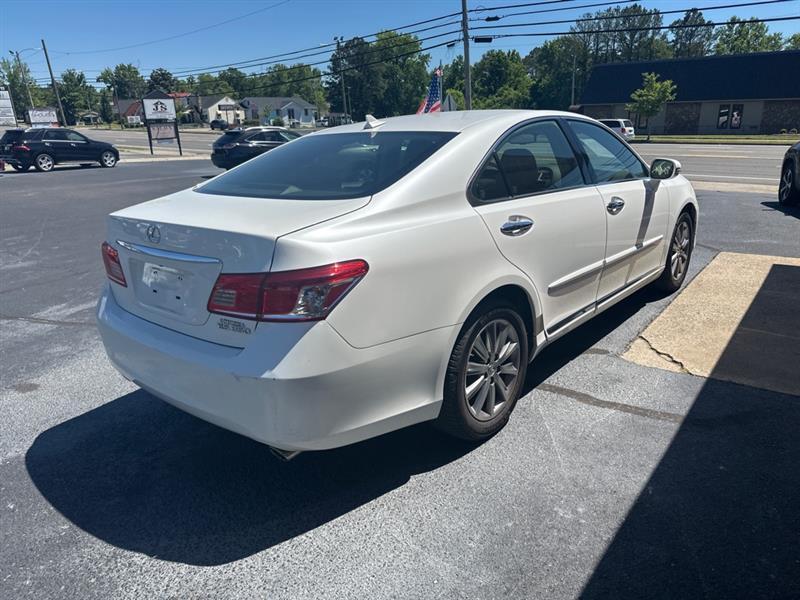 Lexus ES 350  2012