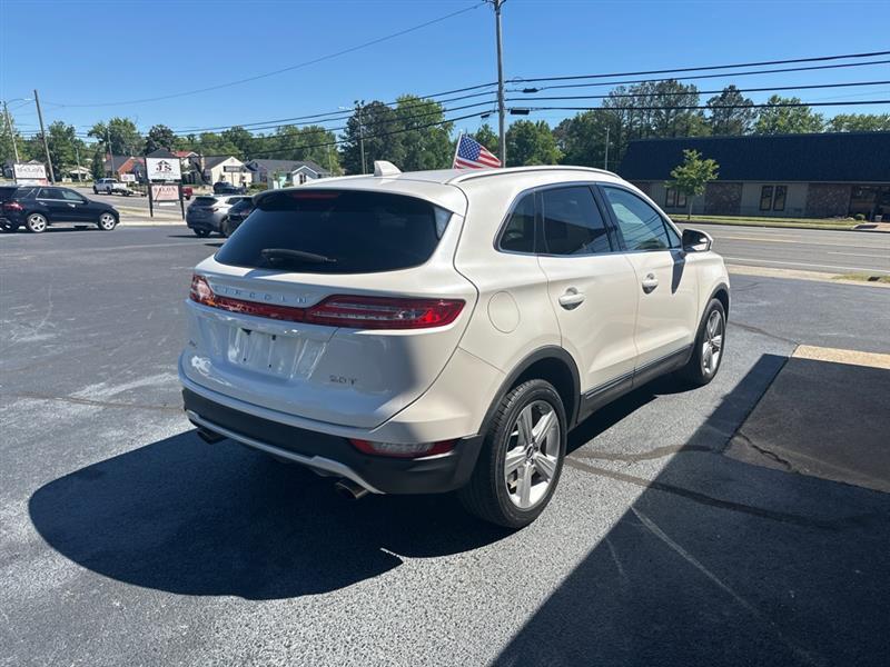 Lincoln MKC  2018