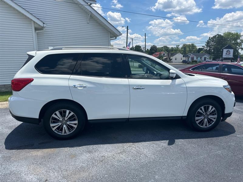 Nissan Pathfinder  2019