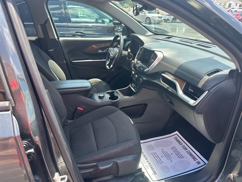 GMC Terrain  2021